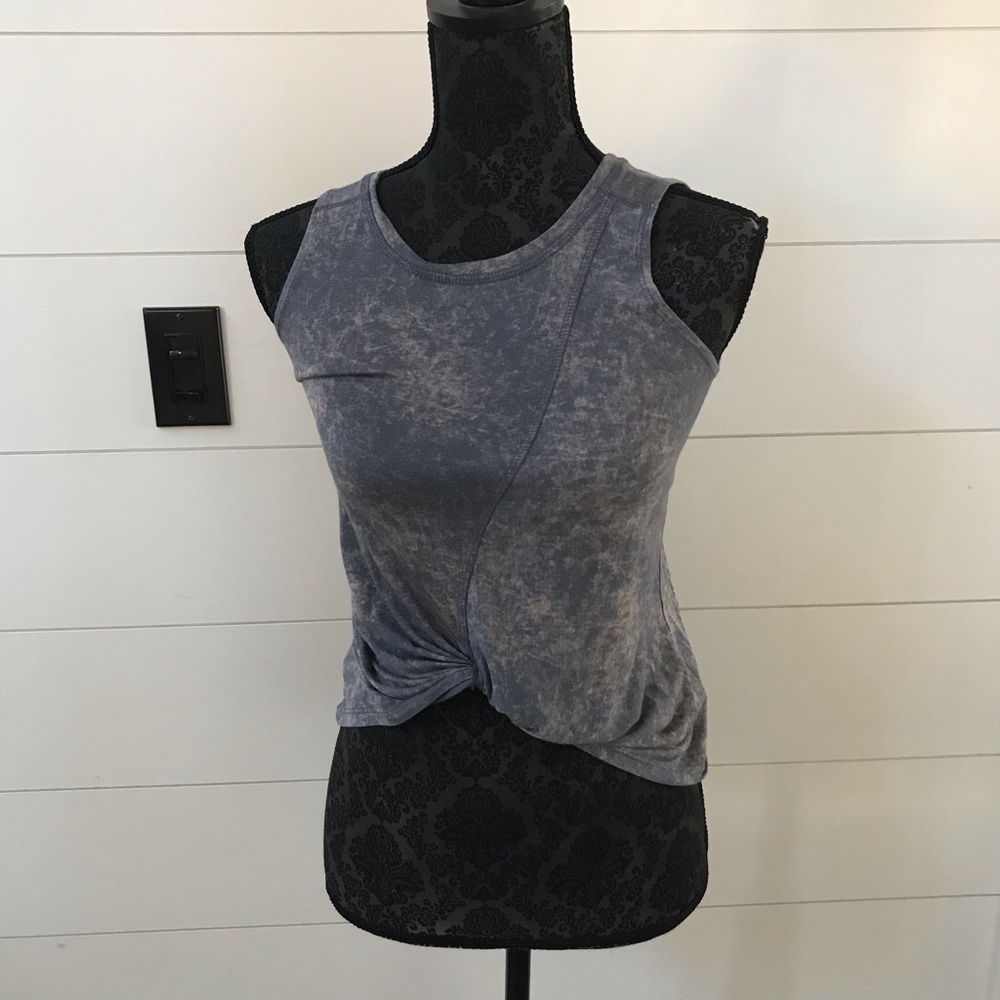 Zella tank top with twist knot
